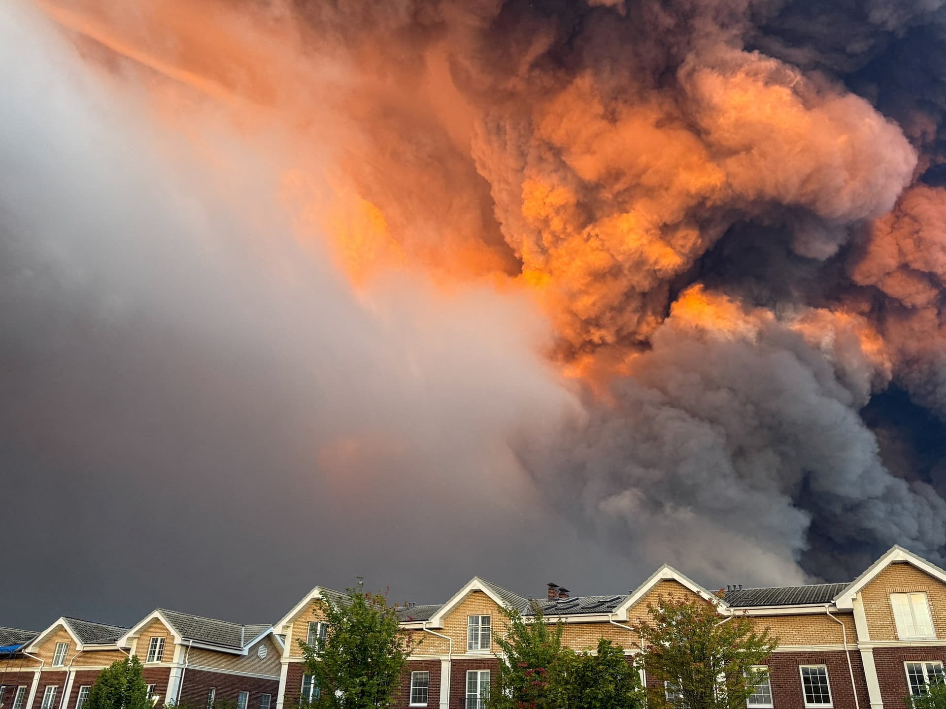 Large clouds of smoke engulf Russia's Wildberries warehouse after Ukraine's massive attack on Moscow | Visuals | World News
