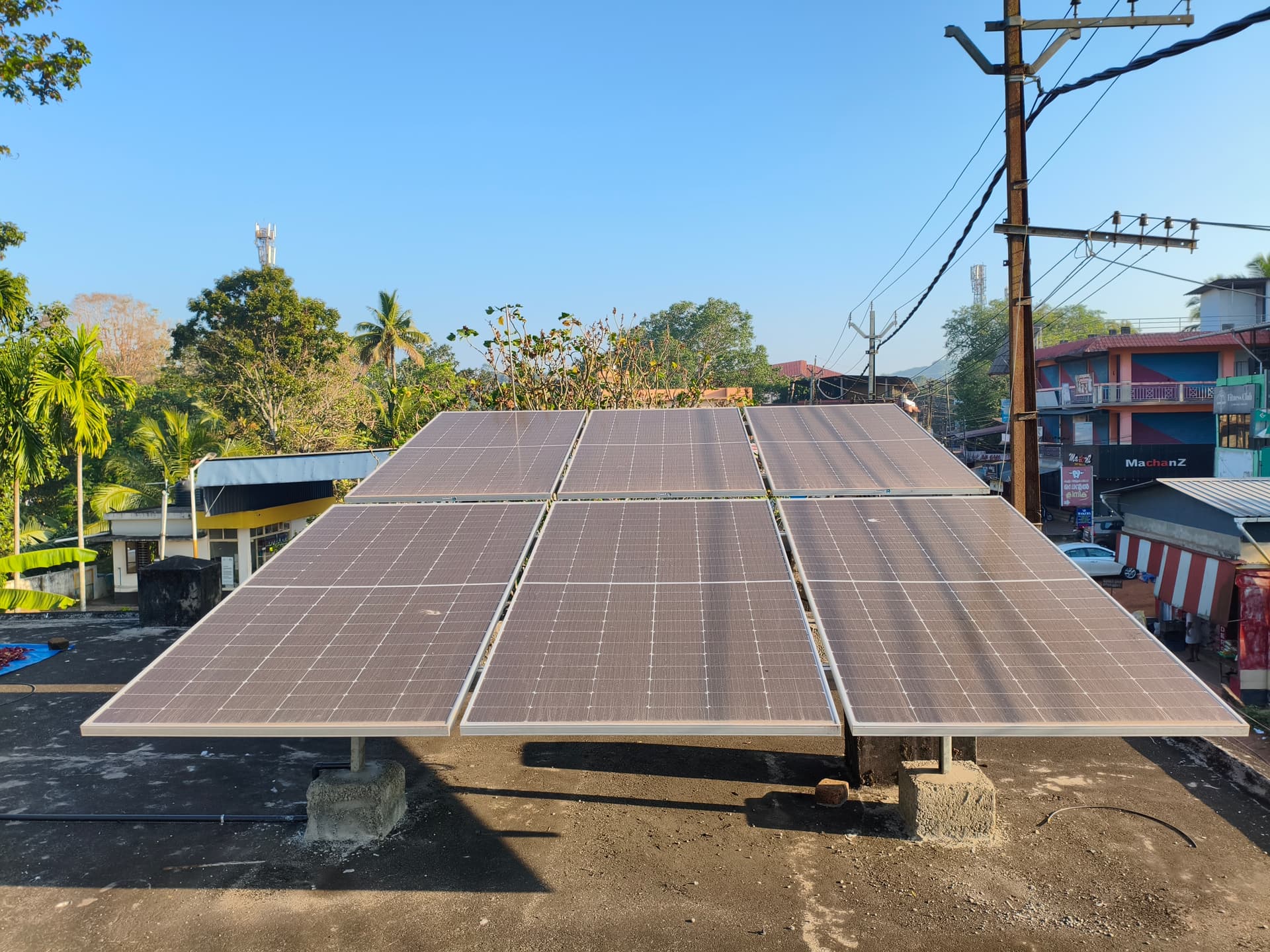 Rooftop Solar Panels 3KW.jpg