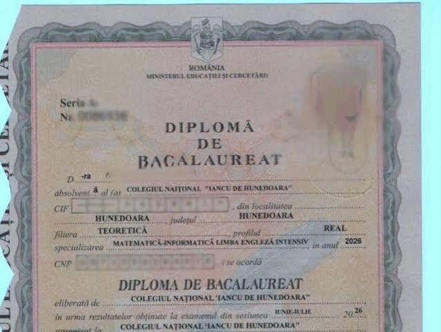 Greșeală de scriere pe diplomele de Bacalaureat la Colegiul Național „Iancu de Hunedoara”, sesizată de un elev. Liceul a retras diplomele și a emis altele noi pentru cei 129 absolvenți, iar inspectoratul