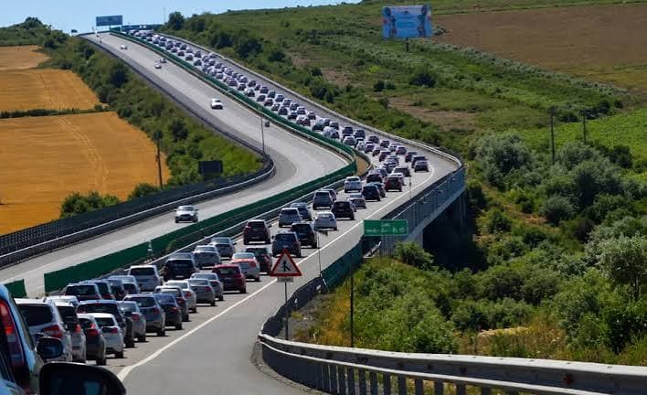 Accident pe A2, sâmbătă dimineață, 8 august. Trafic blocat spre Constanța. Carambol cu șase mașini pe Autostrada Soarelui