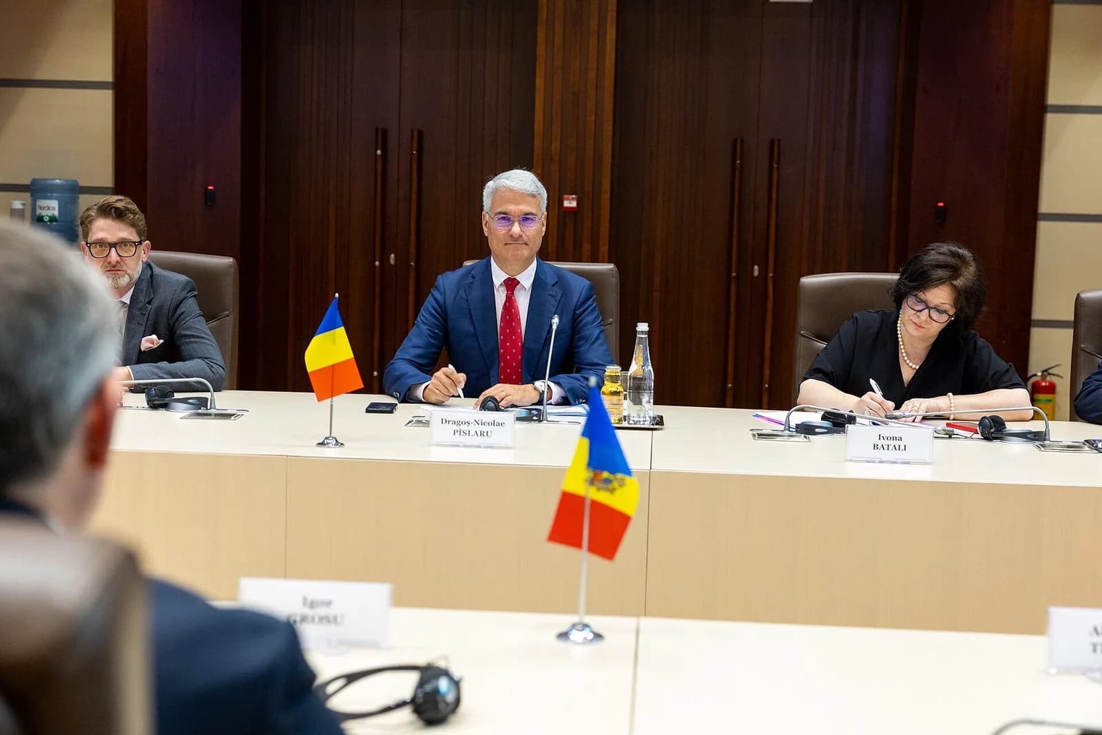 16.07.2025 Întrevederea Președintelui Parlamentului, Igor Grosu, cu ministrul Investițiilor și Proiectelor din România, Dragoș-Nicolae Pîslaru - 54658459090.jpg