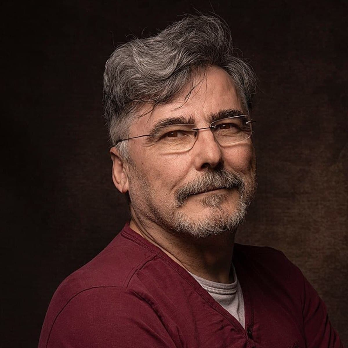 Fostul primar al Iașului, Ionel Onofraș, condamnat definitiv la 19 ani de închisoare pentru viol este căutat de autorități | adevarul.ro