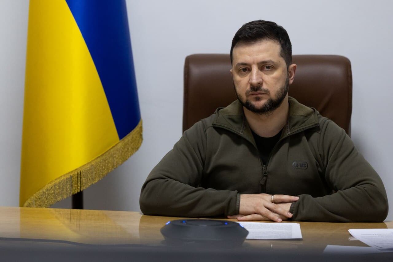 Speech by President of Ukraine Volodymyr Zelenskyy in the Romanian Parliament.jpg