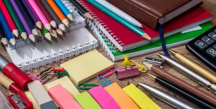 20 Must-Have School Supplies for Online Classes | B&SC