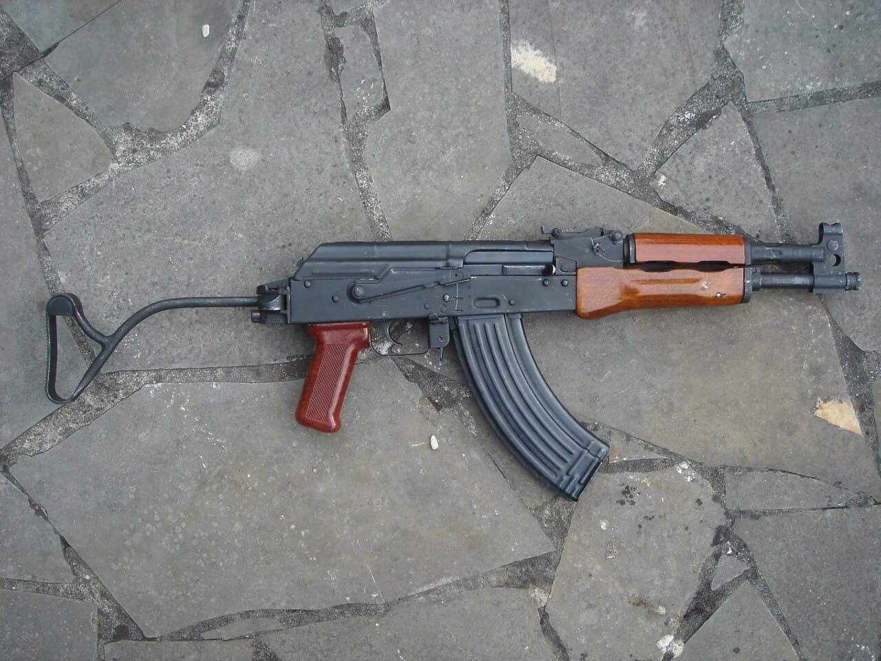 File:DCB Shooting Romanian short AK rifle.jpg - Wikimedia Commons