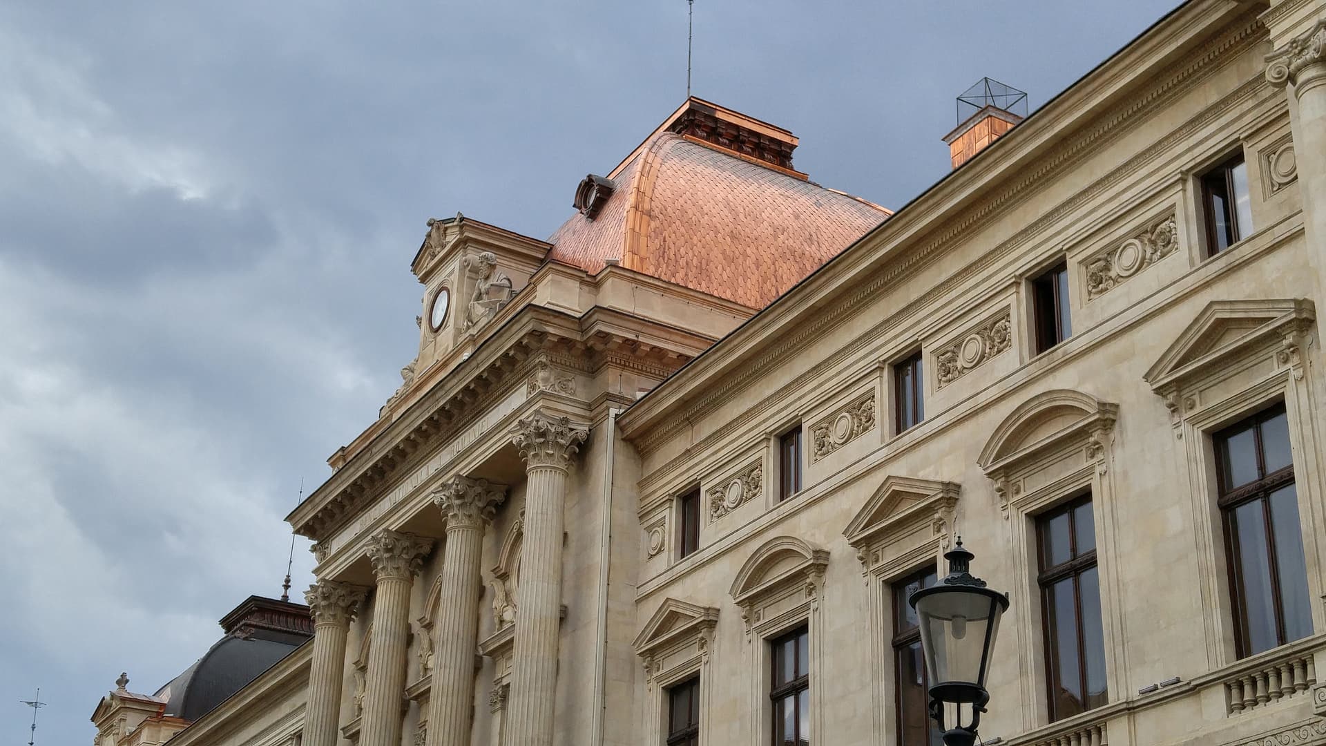 Banca Națională a României, corp vechi 20180911 163510 HDR.jpg