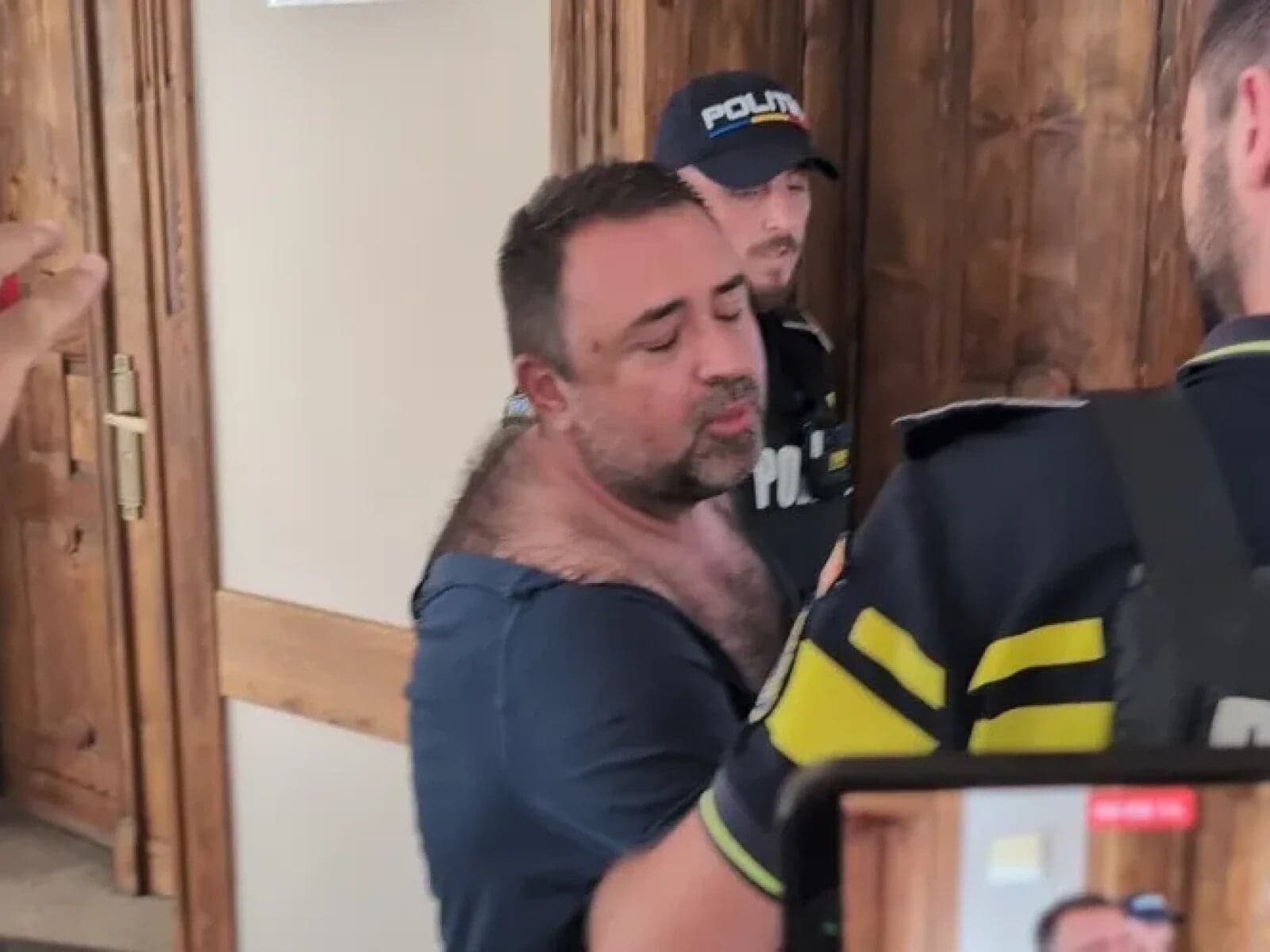 Procurorul Radu George Bucurică, pus în libertate după scandalul cu pistolul - Stiripesurse