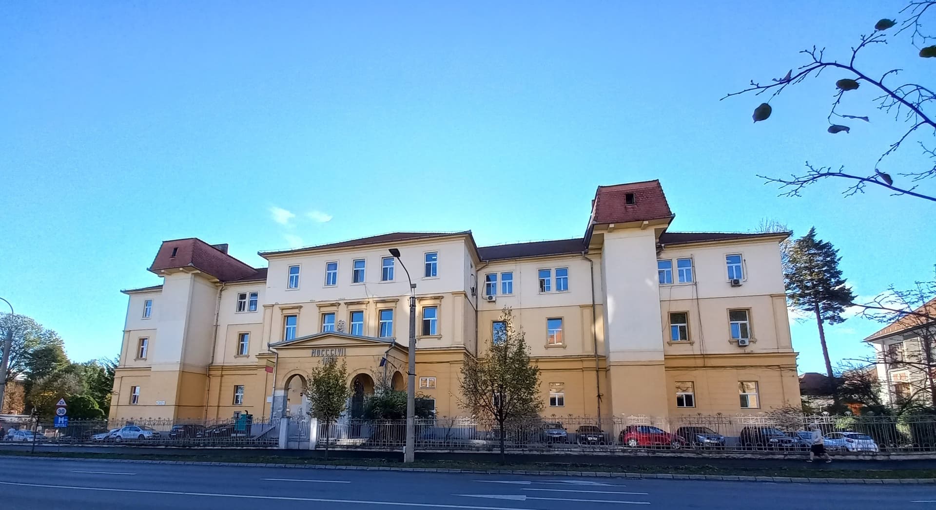 Hermannstadt (Sibiu)-Hospital (Spitalul Clinic Judetean de Urgenţa)-01ASD.jpg