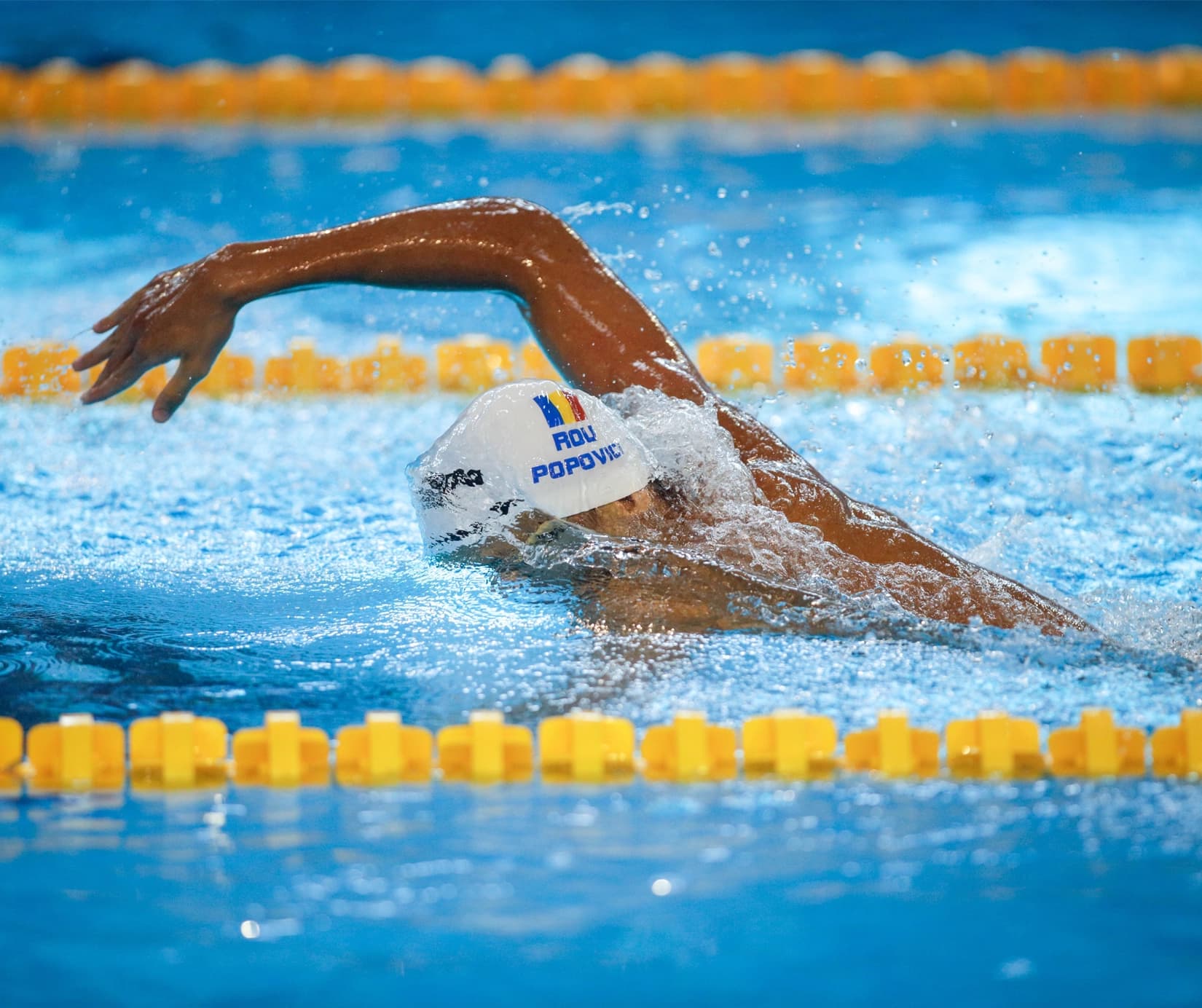 DAVID POPOVICI - from the Faculty of Psychology and Education Sciences benches of the UB, to the Olympic podium: GOLD in the 200m freestyle - UniBuc - Universitatea din București