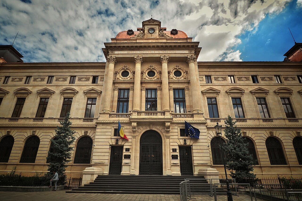File:Bucharest - BNR Palace (Banca Națională Română) (28450072642).jpg - Wikimedia Commons