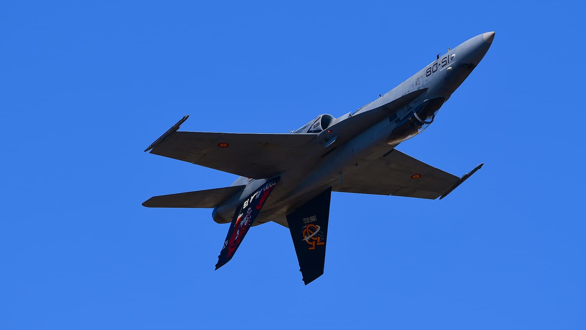 Riat 2022 - Spanish Air Force - McDonnell Douglas EF-18M Hornet DSC 2802 (52234684205).jpg