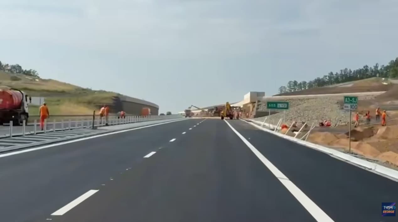 VIDEO Prima autostradă care se deschide în 2026: Mâine vor fi inaugurați 12 kilometri din Autostrada A3 Transilvania - Economica.net