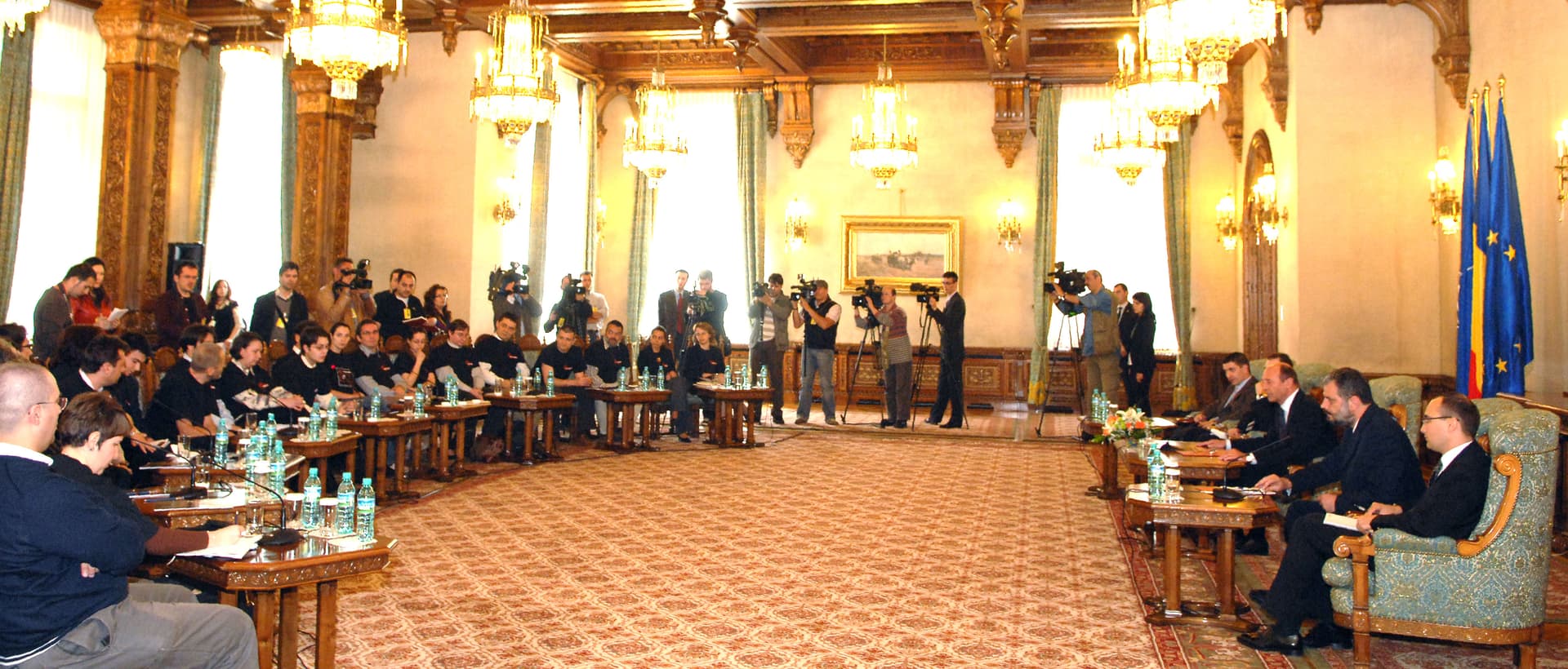 Opriti-codurile-04-22-2009.jpg